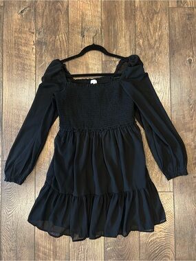 Women’s Black Smocked Bodice Long Sleeve Mini Dress